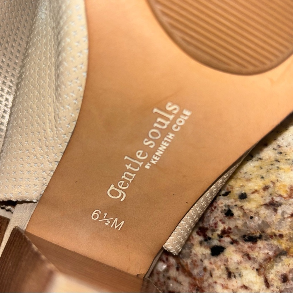 Gentle Souls Cream Peep-Toe Block Heels - Picture 8 of 8